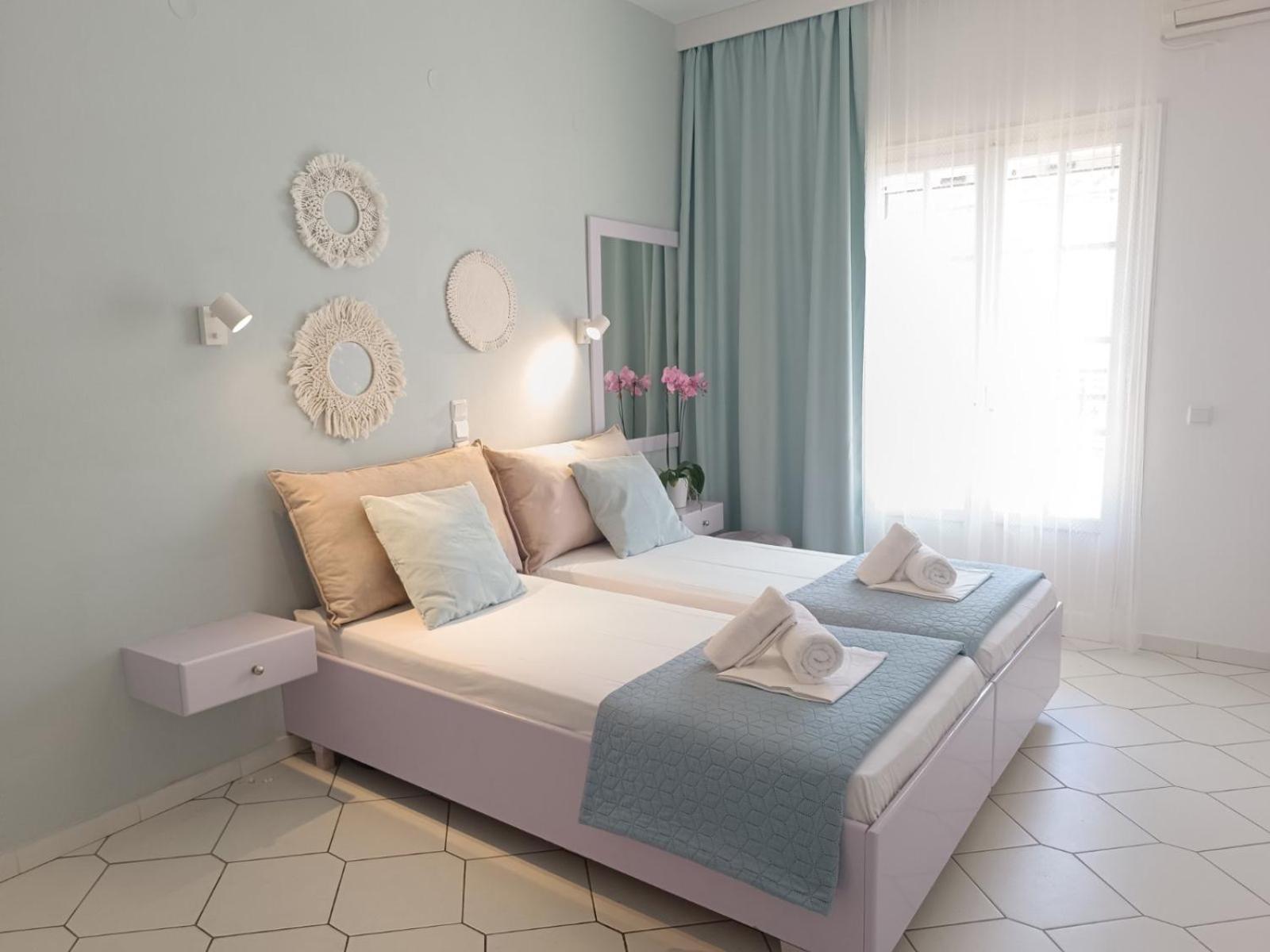 Philippos Apartments Ахарави Екстериор снимка