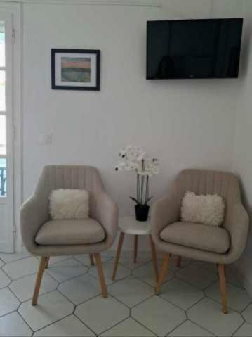 Philippos Apartments Ахарави Екстериор снимка